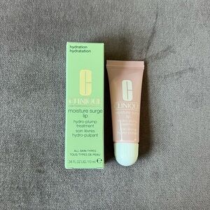Clinique Moisture Surge Lip Hydro-Plump Treatment